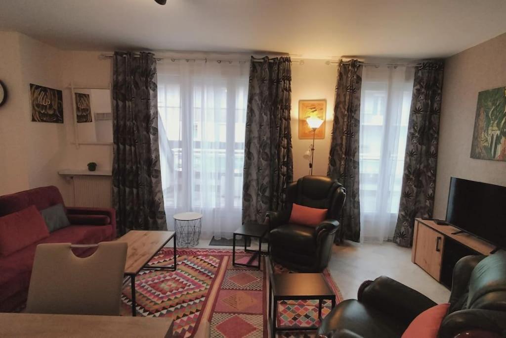 Spacious Flat Close To The Railway Station Troyes Zewnętrze zdjęcie