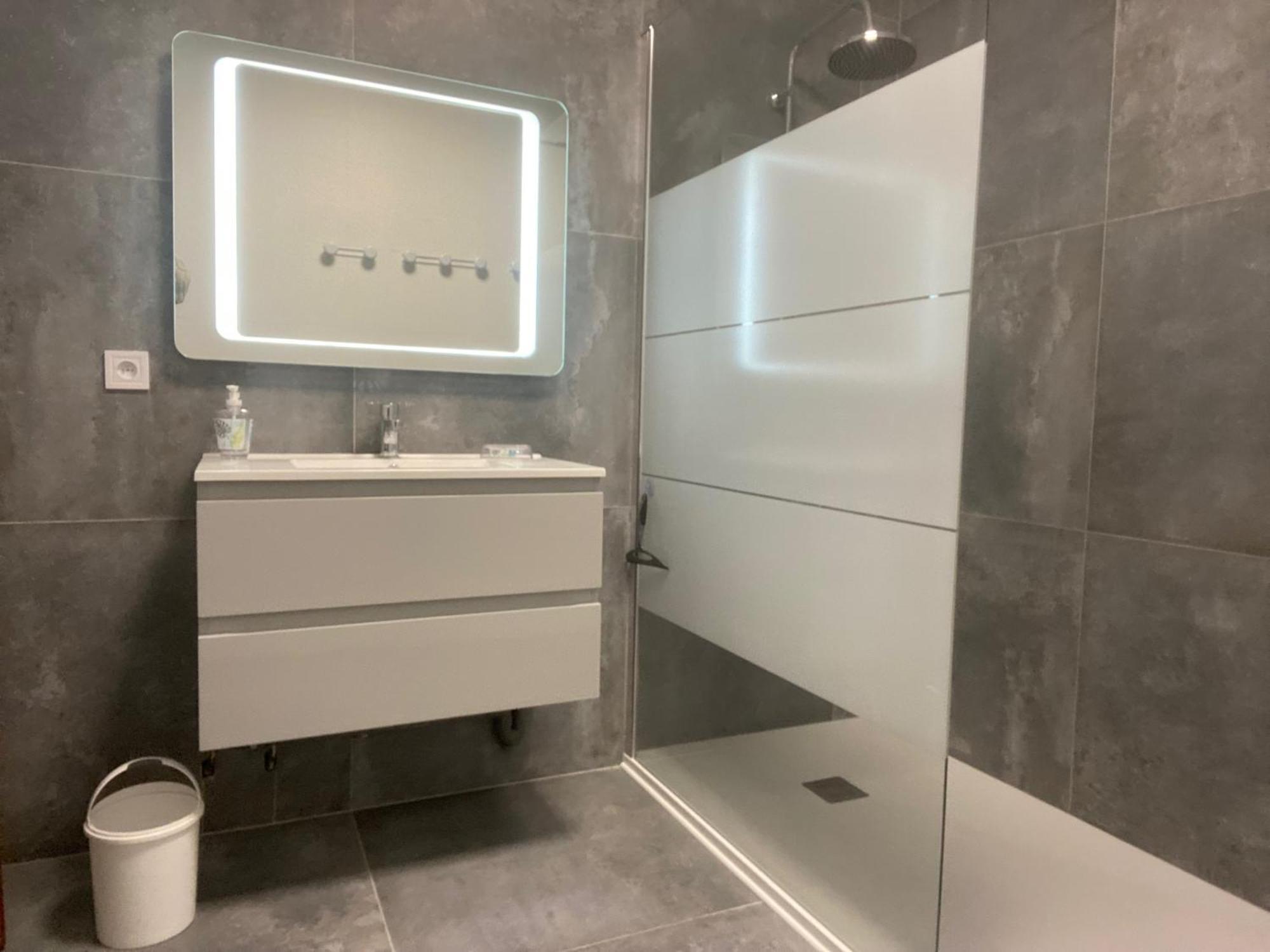Spacious Flat Close To The Railway Station Troyes Pokój zdjęcie