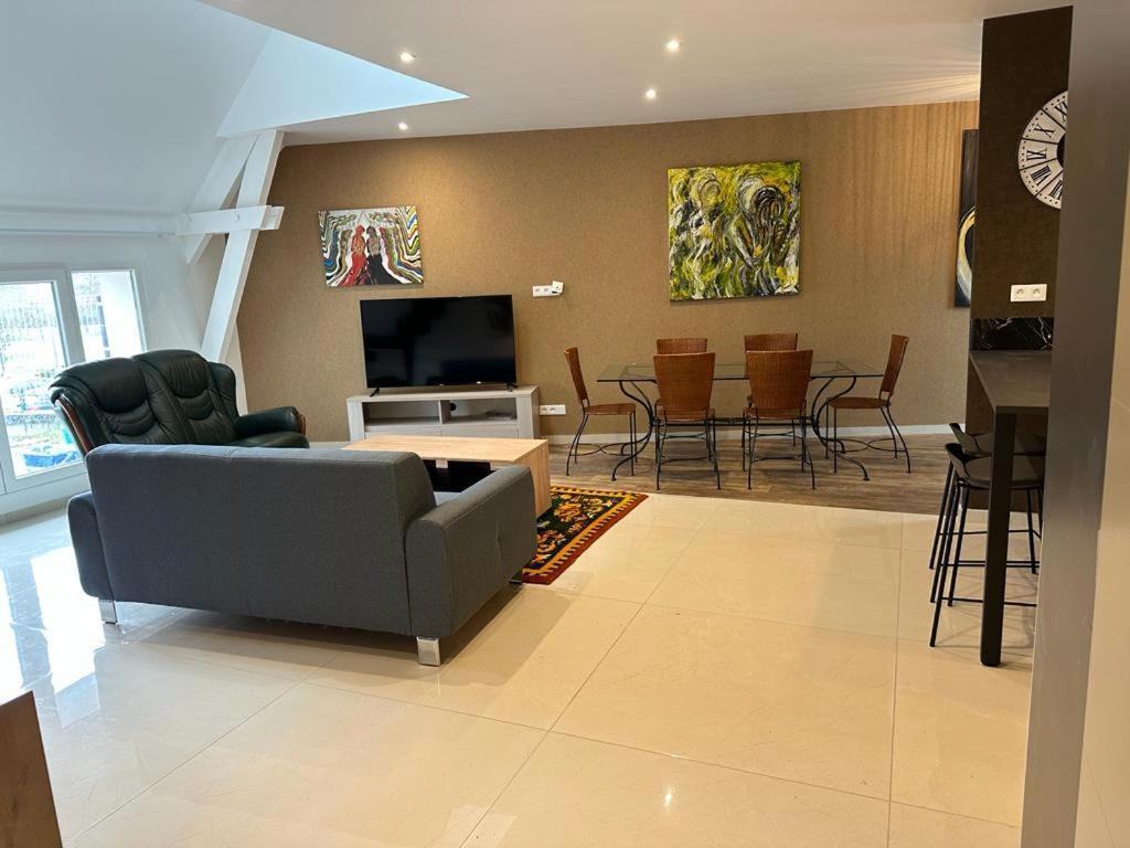 Spacious Flat Close To The Railway Station Troyes Pokój zdjęcie