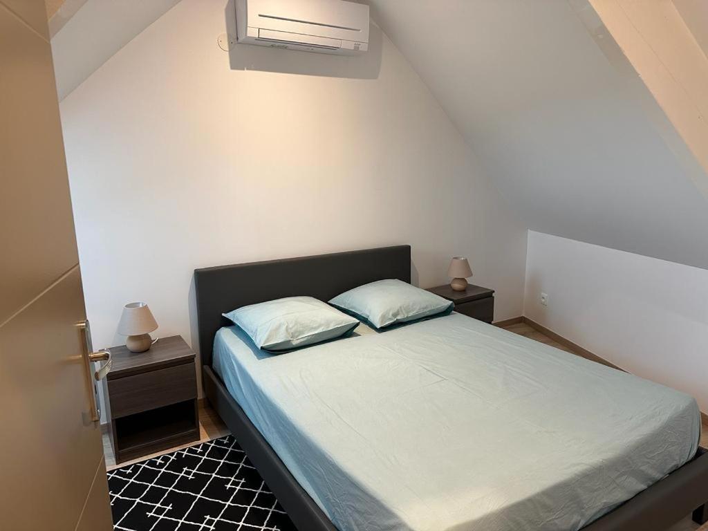 Spacious Flat Close To The Railway Station Troyes Pokój zdjęcie